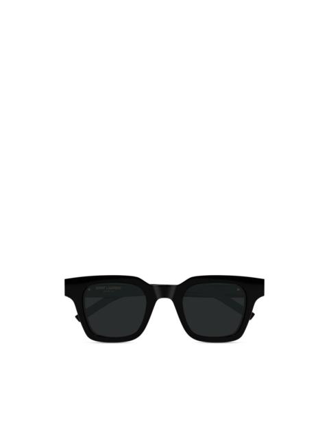 square-frame logo.plaque sunglasses