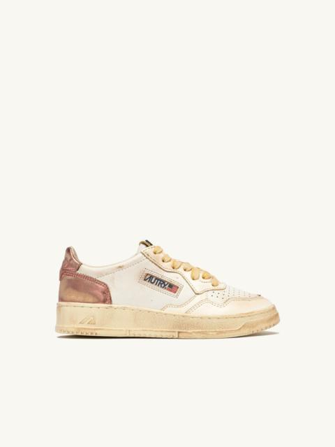 MEDALIST LOW SUPER VINTAGE SNEAKERS IN WHITE SALMON AND VANILLA LEATHER