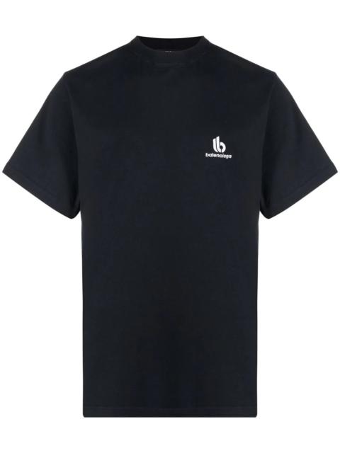 logo-embroidered T-shirt