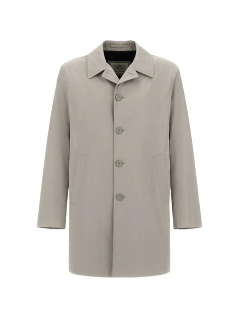 welt-pockets button coat