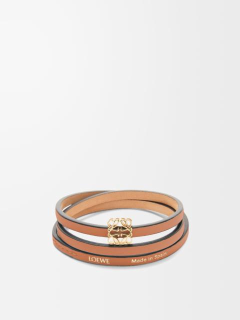 Twist bangle in calfskin