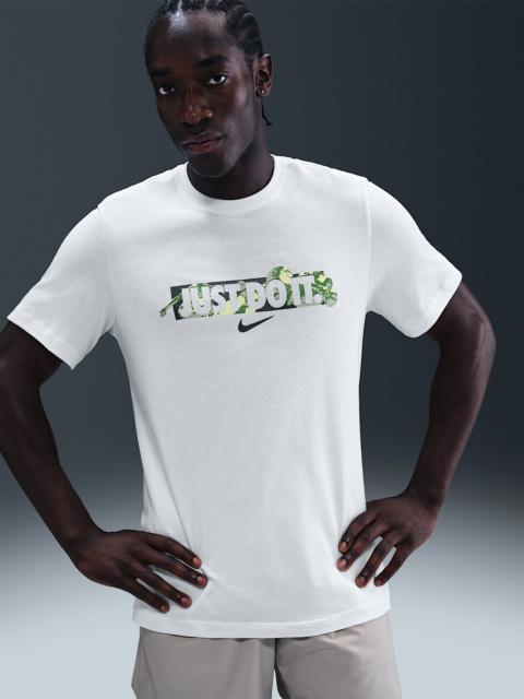 Nike Men's T-Shirt