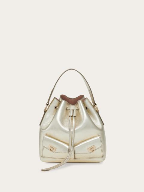 Multipocket bucket bag
