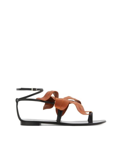 Lilium flat sandals