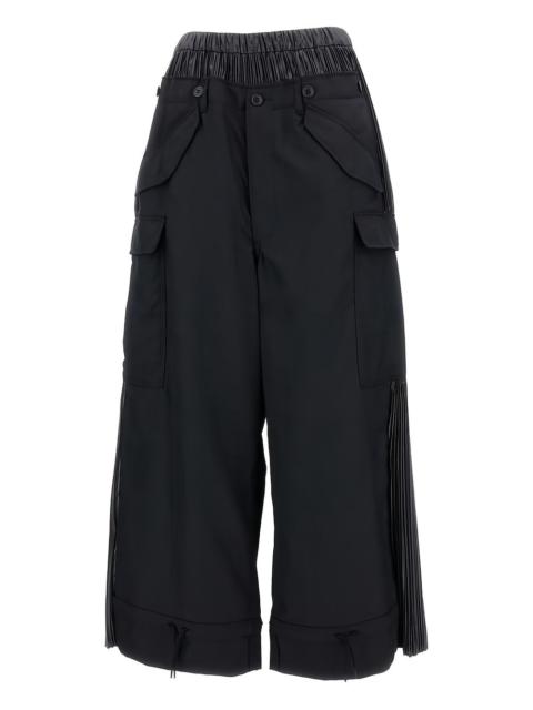 pleated-panel cargo-pocket trousers