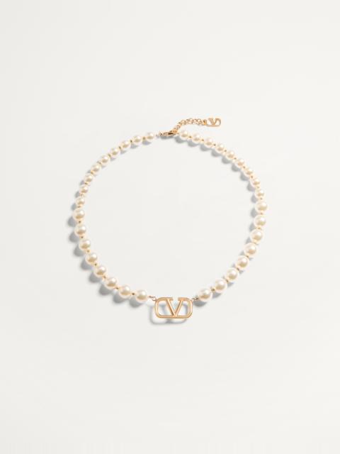 VLOGO SIGNATURE METAL NECKLACE WITH SWAROVSKI® PEARLS