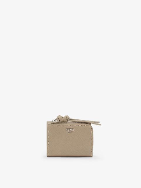 Peekaboo Micro Trifold