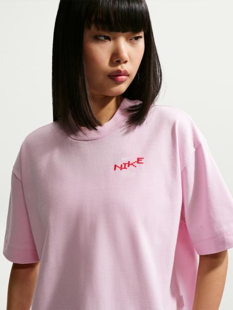 Nike Sportswear Women's Oversized Mid-Cropped T-Shirt