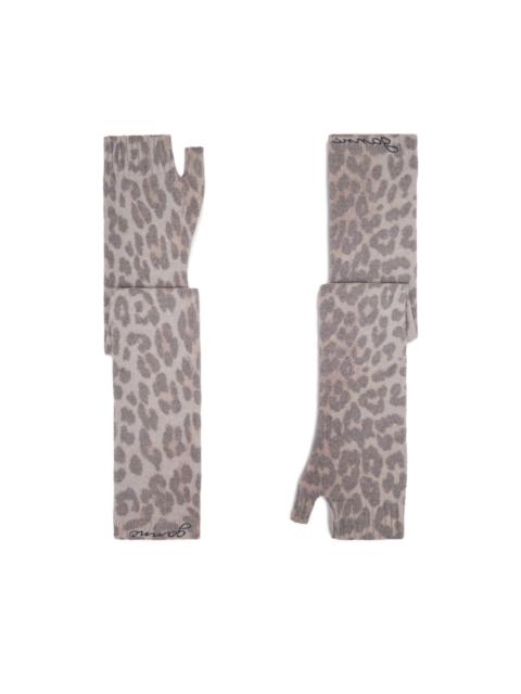 leopard-print fingerless gloves
