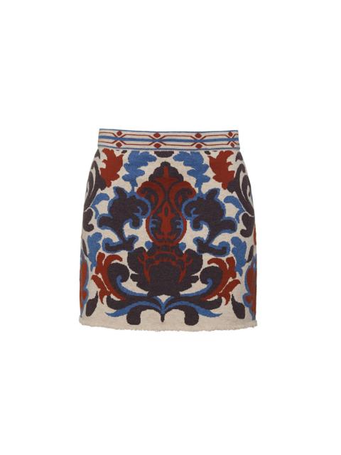 Lindy Skirt
This Simple Knit Silhouette Features An Ornate Print