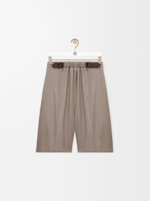 Belted shorts in wool