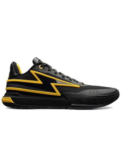 Li- Ning Wade Flash Caution
