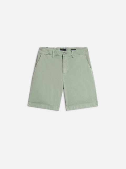 CHINO SHORT in Luxe Performance Sateen Leaf