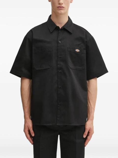 Dickies logo patch pocket shirt