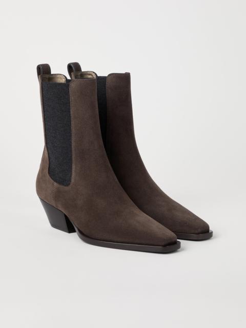 Suede Chelsea boots with precious loop detail