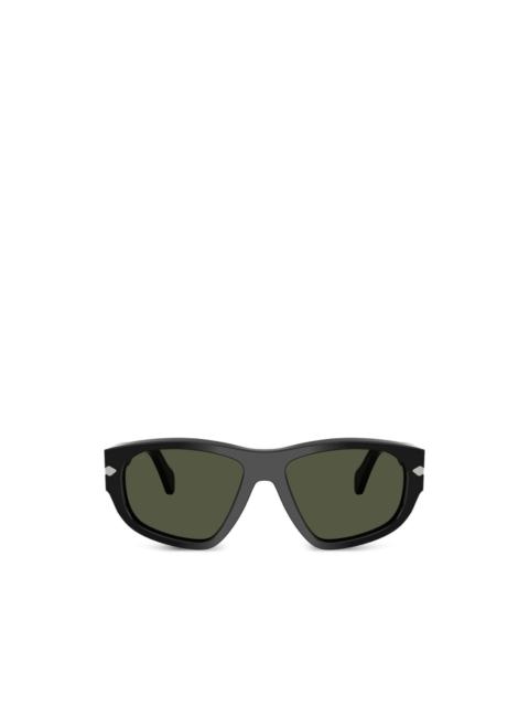 geometric-frame sunglasses
