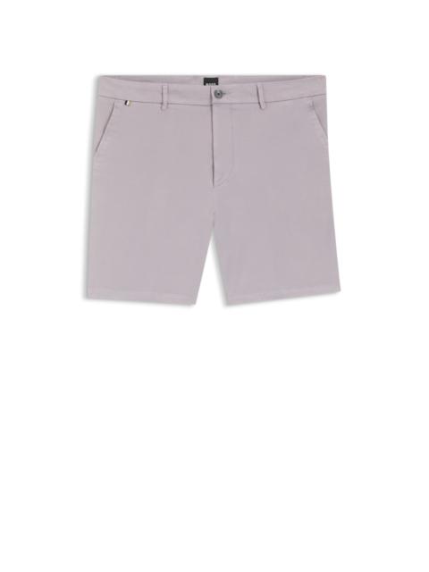 MODERN-FIT SHORTS IN STRETCH-COTTON TWILL