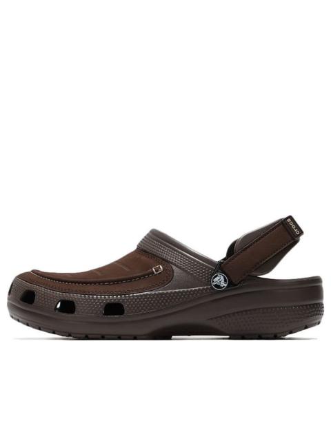 Crocs Classic Crocs Coffee Sandals 207142-206