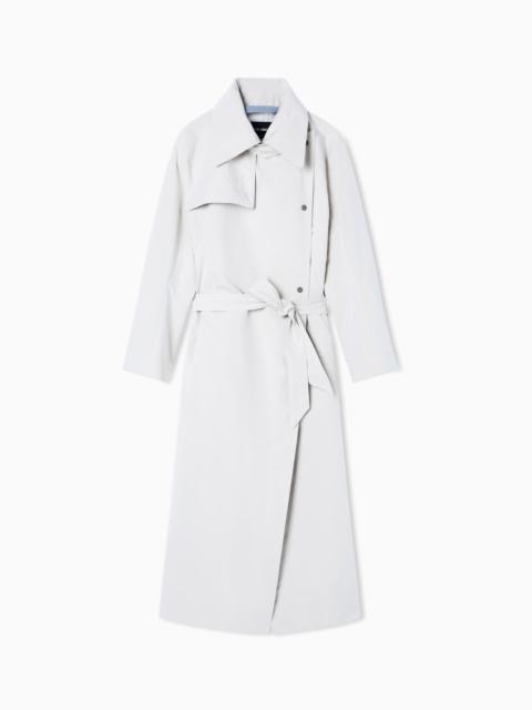 TRENCH COAT IN TECHNICAL FABRIC