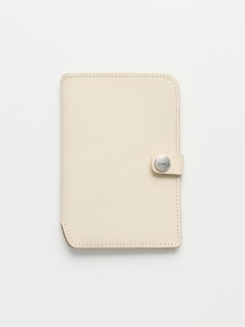 Passport Cover Deep Ecru Leather