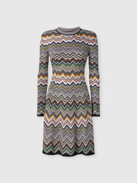 Mini dress with round neckline in viscose and zigzag wool