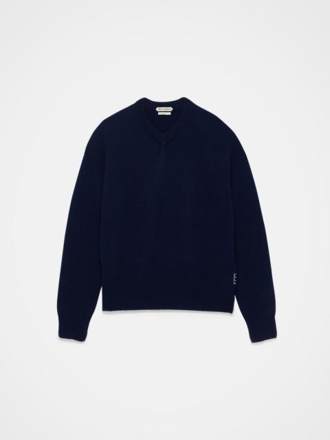 V-NECK CASHMERE JUMPER IN NAVY