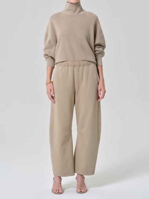 Miro Sweatpant
In Catalina