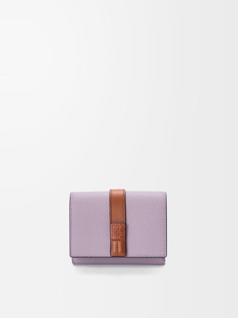 Trifold wallet in soft grained calfskin