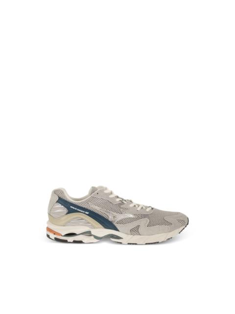 Wave Rider 10 sneakers