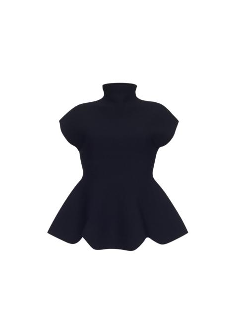 Joanie Top
Structured Ease