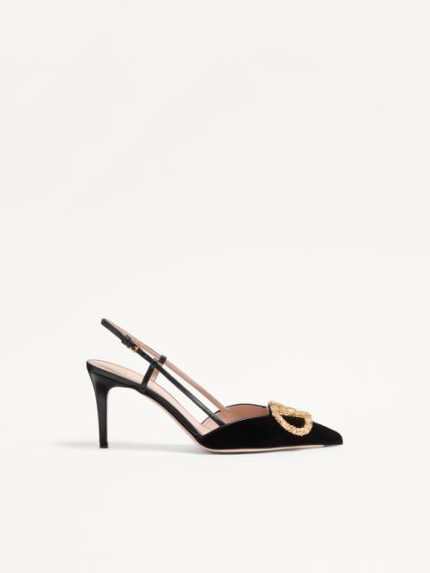VLOGO SIGNATURE SLINGBACK PUMPS IN VELVET WITH JEWEL LOGO 80MM