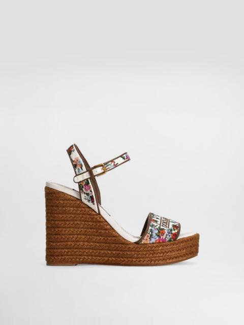 Nappa leather weDGe sandals with embroidery