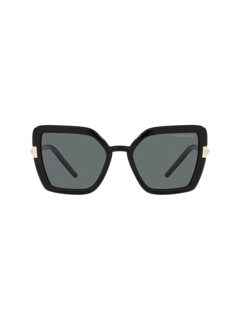 butterfly-frame sunglasses
