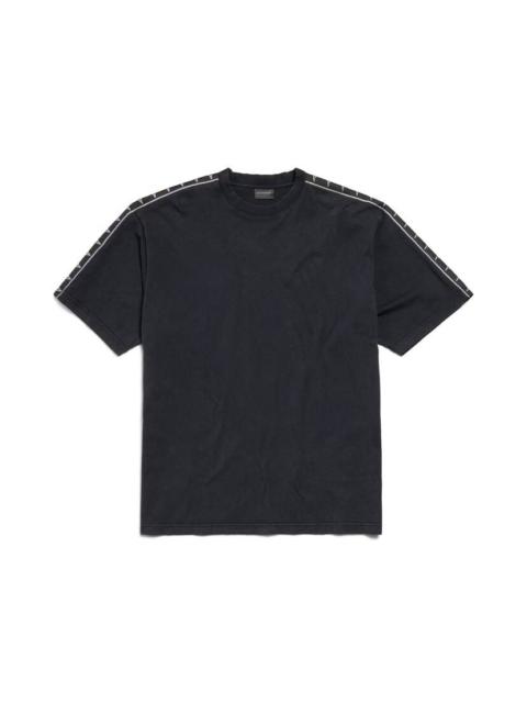 Men's Stripe T-shirt Medium Fit in Faded Black