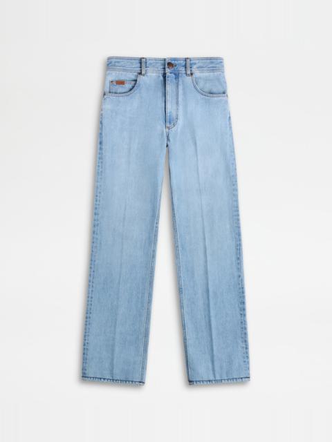RELAXED FIT 5 POCKET JEANS - LIGHT BLUE