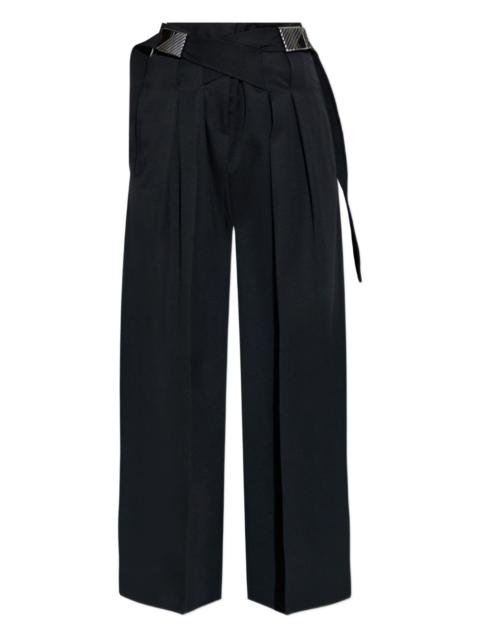 buckle pleated trousers