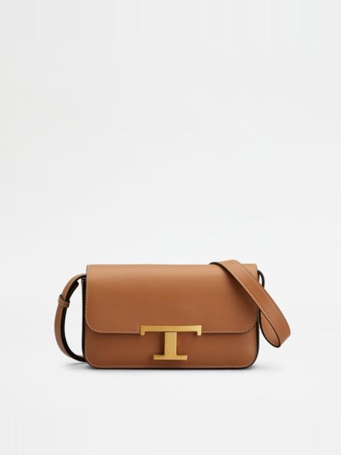 T TIMELESS CROSSBODY BAG IN LEATHER MICRO - BROWN