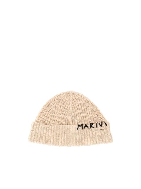 logo-embroidered beanie hat