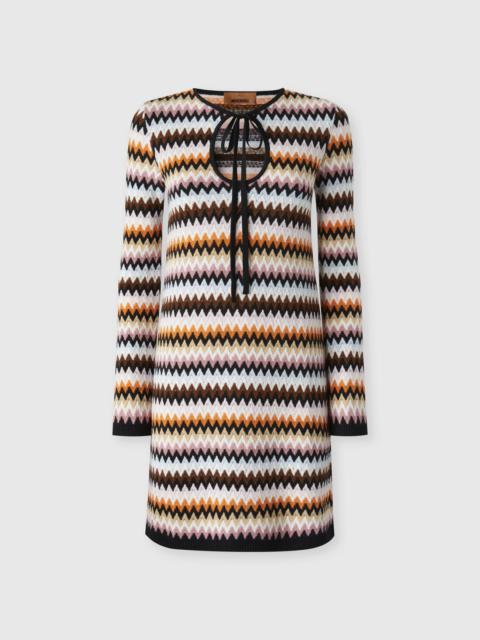 Zigzag wool mini-dress with contrasting piping