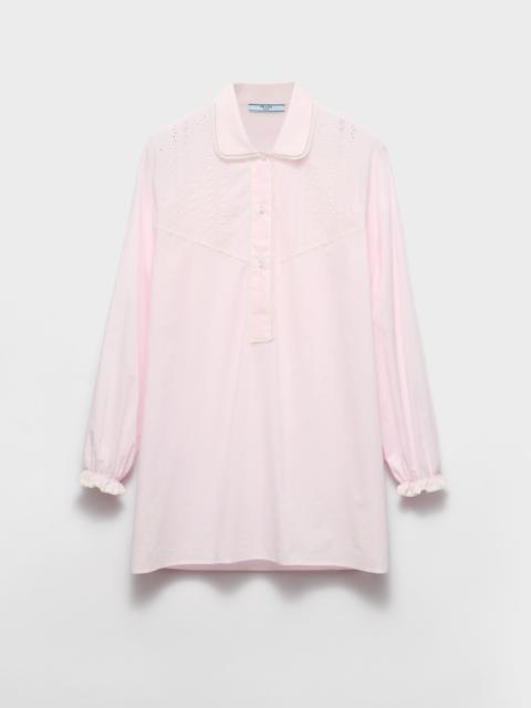 Embroidered batiste shirt