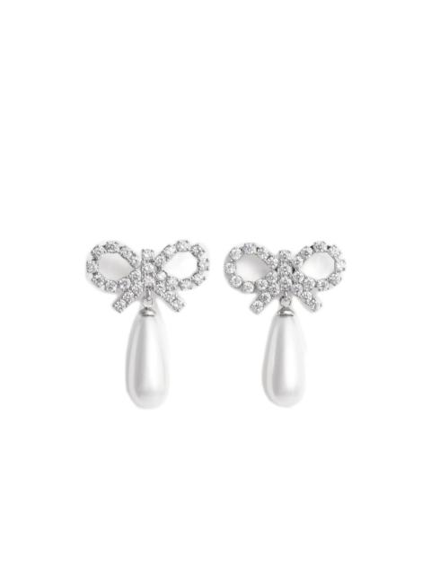 bow pearl-embellishment earrings