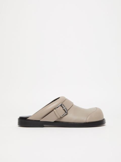 Leather buckle shoes - Taupe beige