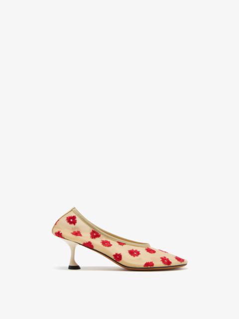 Tee Embroidered Pumps in Stretch Mesh