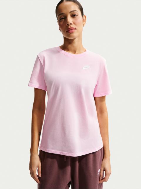 Nike Sportswear Club Essentials Women's T-Shirt