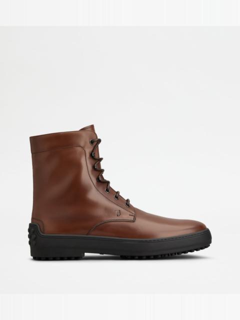WINTER GOMMINO ANKLE BOOTS IN LEATHER - BROWN