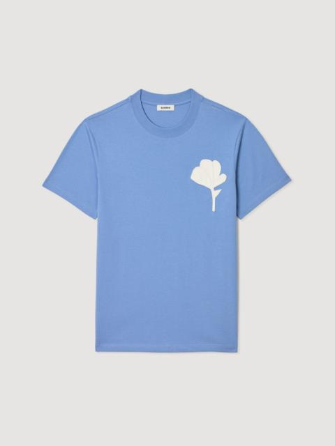 T-SHIRT WITH FLOWER PATCH