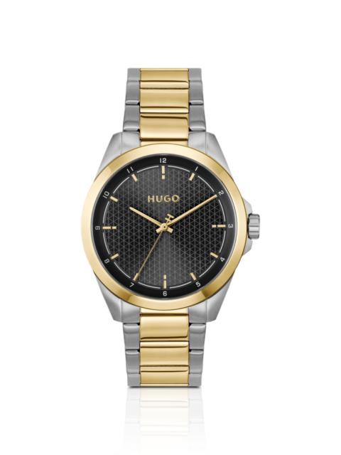 SEAM TWO-TONE WATCH WITH BLACK TEXTURED DIAL