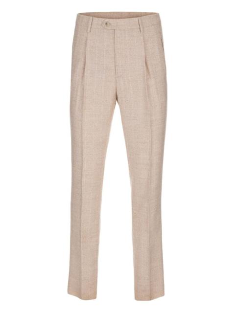 pleated trousers