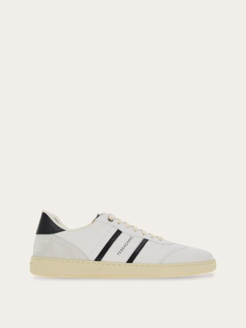 LOW-TOP SNEAKER WITH LOGO