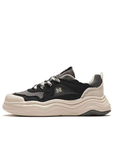 (WMNS) ANTA Lava Cake Skateboarding 'Black Grey' 122428060-5